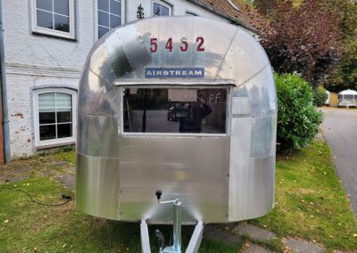 Airstream Trade Wind 1959 - Le front - FR