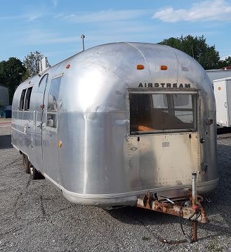 The Airstream Sovereign – 30 ft.